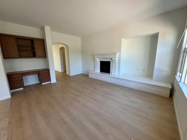 White Chooz Painters logo with blue background placeholder for paintig company logos