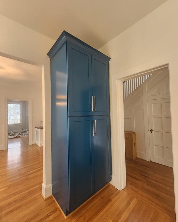 Paz Painting gallery image 3