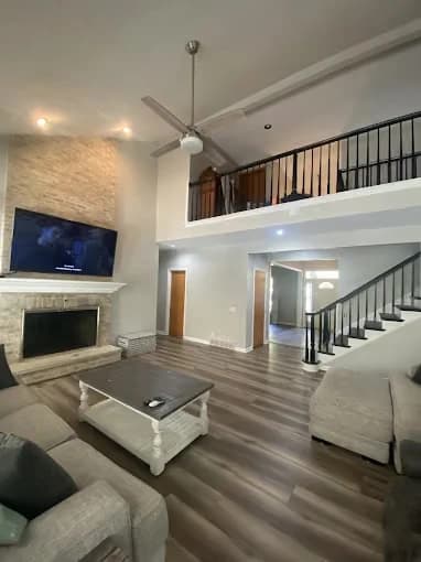 Four Seasons Interior & Exterior Painting gallery image 4