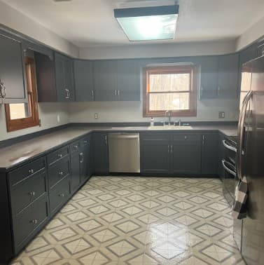 White Chooz Painters logo with blue background placeholder for paintig company logos