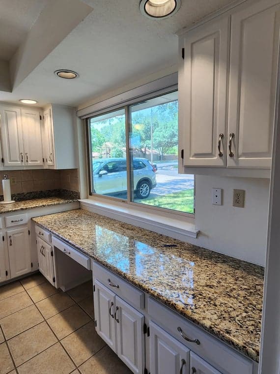 White Chooz Painters logo with blue background placeholder for paintig company logos