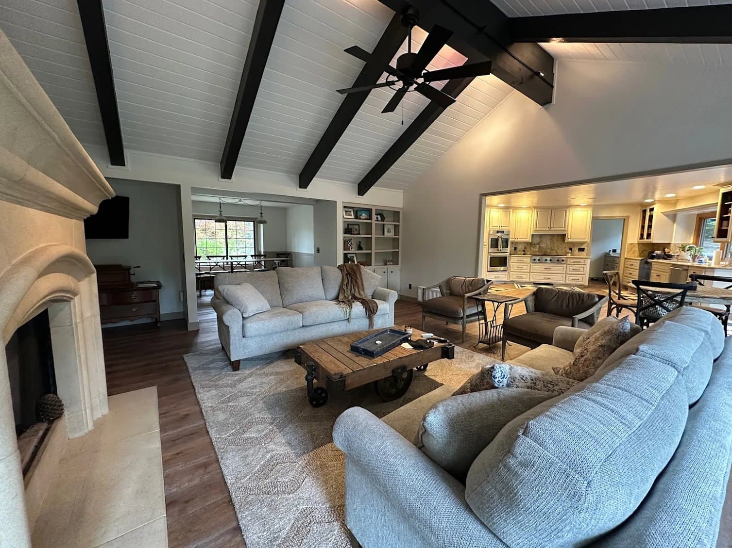 Grey Wolf Painting gallery image 2