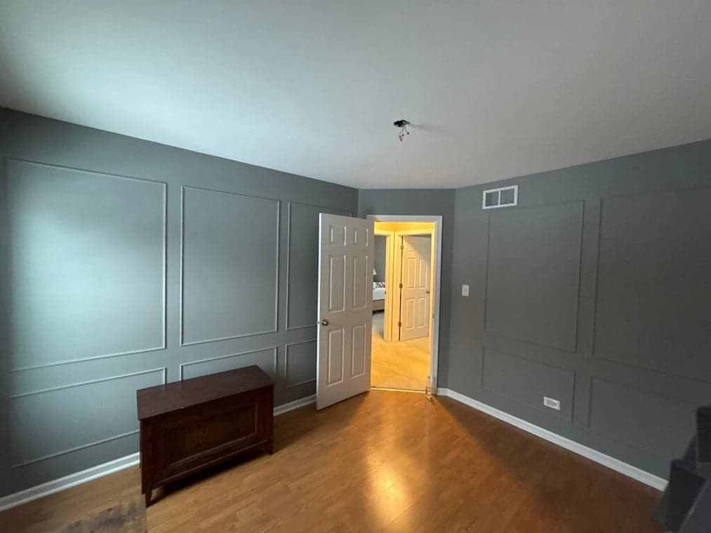 Slaviks Painting & Decorating, LLC gallery image 4