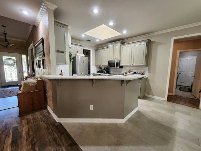 Just Pros Painting gallery image 2