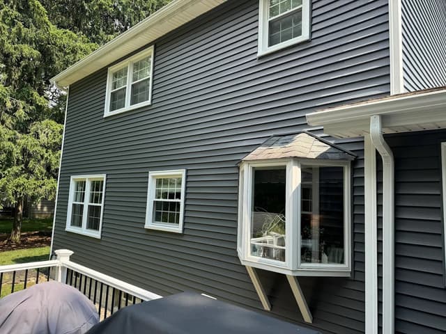 White Chooz Painters logo with blue background placeholder for paintig company logos