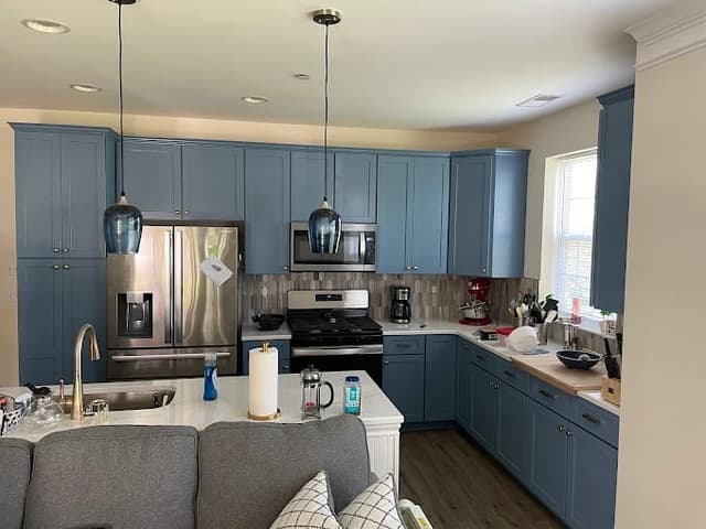 White Chooz Painters logo with blue background placeholder for paintig company logos