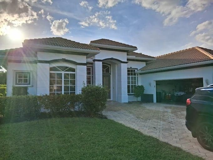 Chema's Painting Service LLC gallery image 1