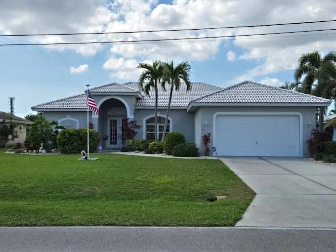 Golden Touch Painting Company gallery image 2