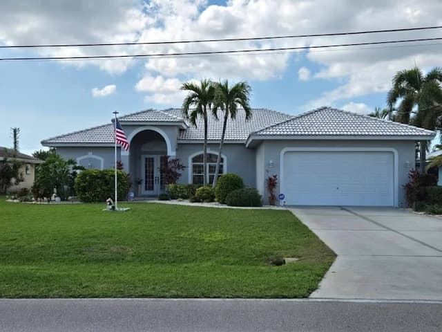 White Chooz Painters logo with blue background placeholder for paintig company logos