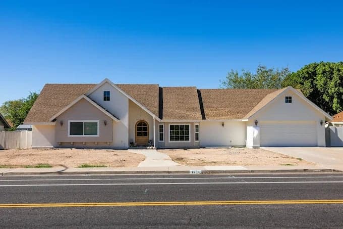 Kowalski Painting gallery image 1