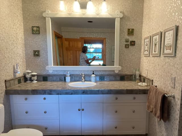 White Chooz Painters logo with blue background placeholder for paintig company logos