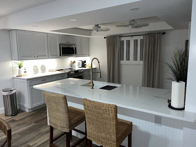 Advantage Painting gallery image 2