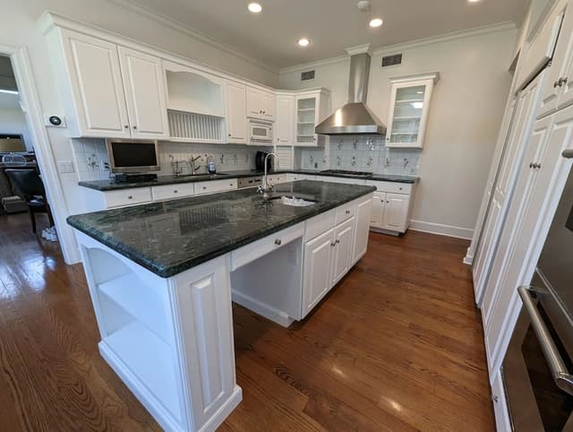 White Chooz Painters logo with blue background placeholder for paintig company logos