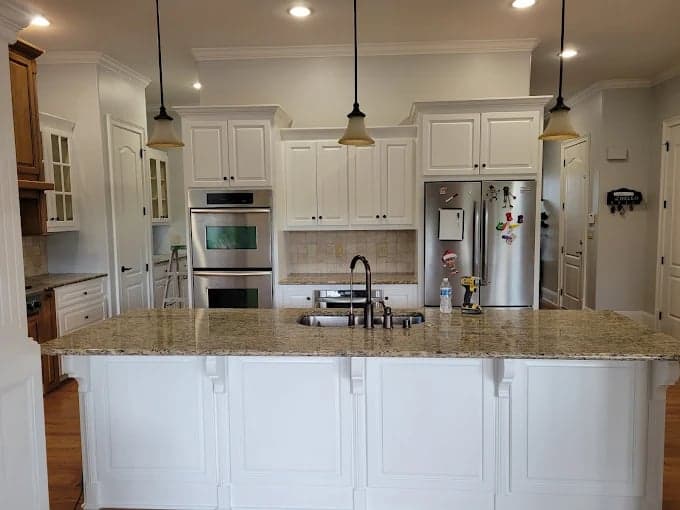 D & R Painting & Construction gallery image 3