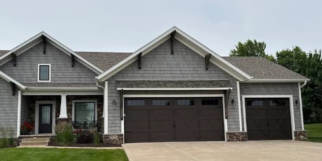 White Chooz Painters logo with blue background placeholder for paintig company logos