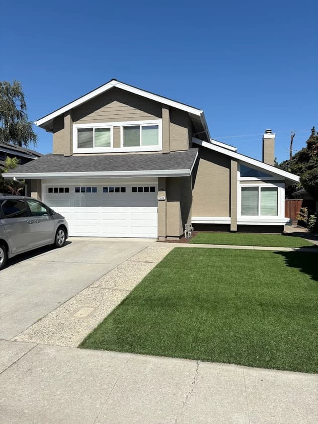 White Chooz Painters logo with blue background placeholder for paintig company logos