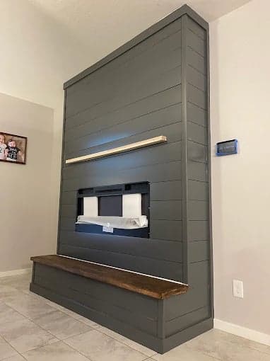 Desert Coats Painting gallery image 4