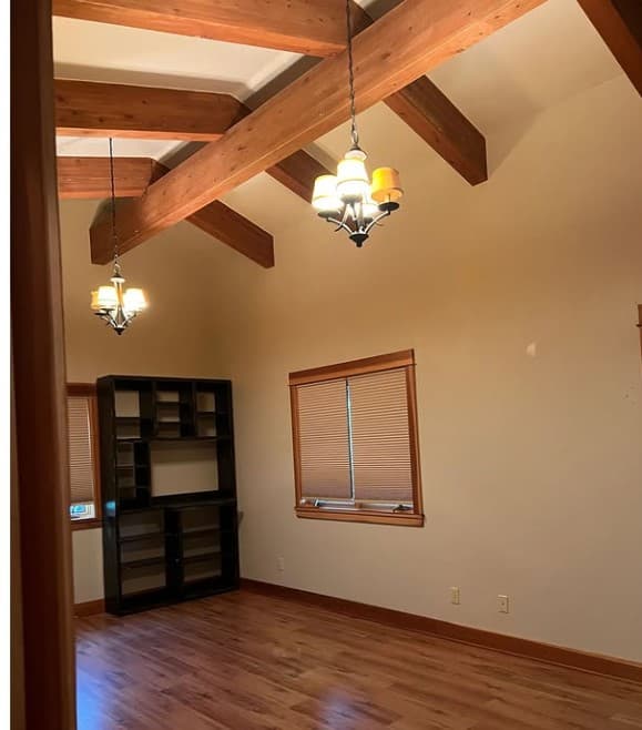 MONTANA PRO PAINTERS gallery image 1