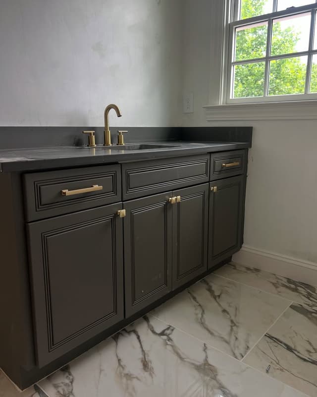 White Chooz Painters logo with blue background placeholder for paintig company logos