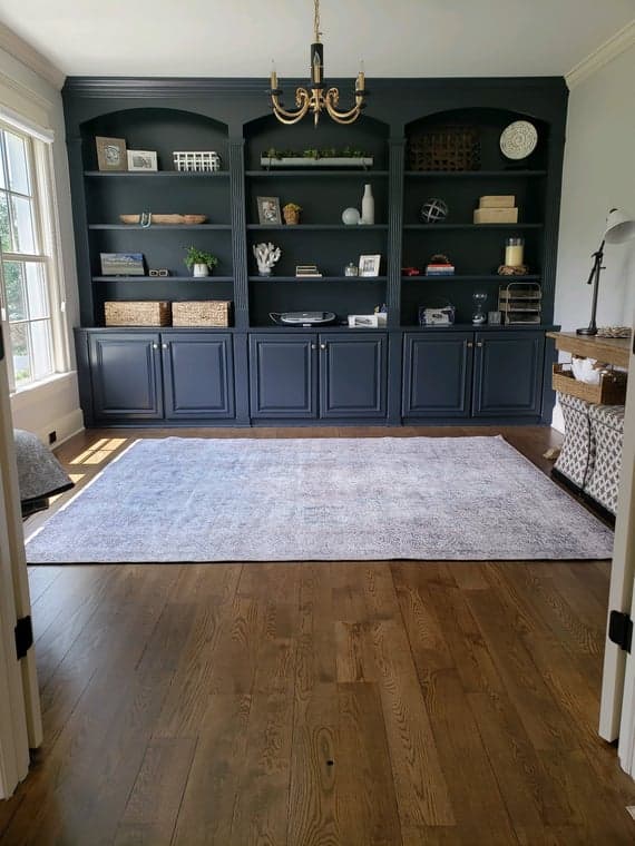 White Chooz Painters logo with blue background placeholder for paintig company logos