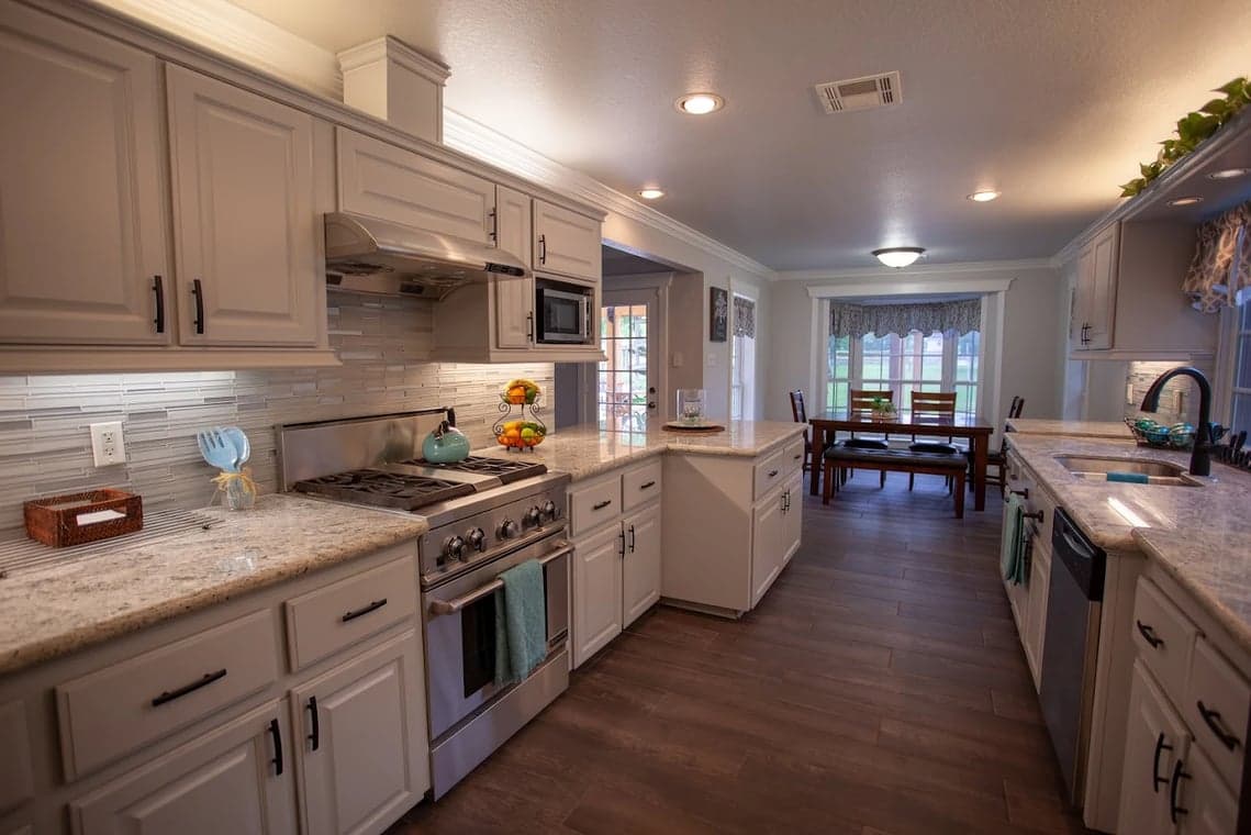 Morales Painting & Carpentry gallery image 1