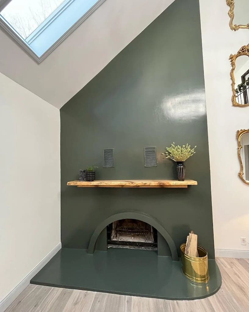 LOCKWOOD FINISHES gallery image 1