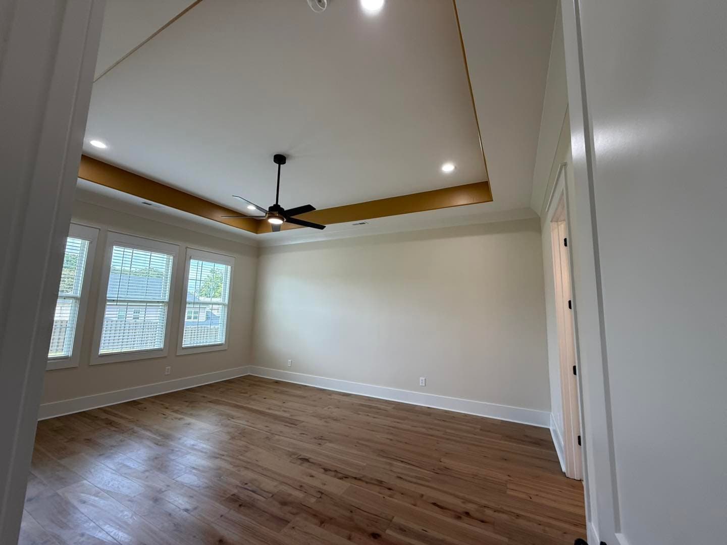 Anthony's Painting gallery image 4