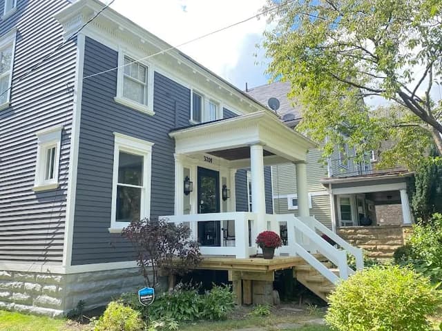 White Chooz Painters logo with blue background placeholder for paintig company logos