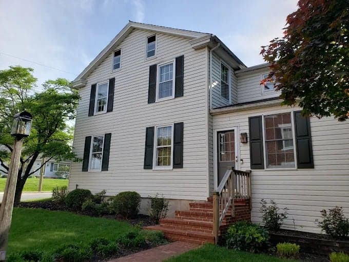 Two Dudes Painting Company gallery image 1