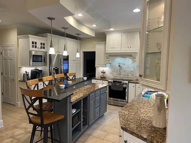 White Chooz Painters logo with blue background placeholder for paintig company logos