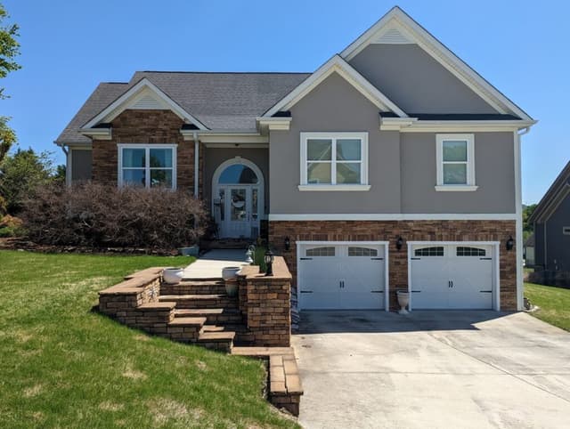 White Chooz Painters logo with blue background placeholder for paintig company logos