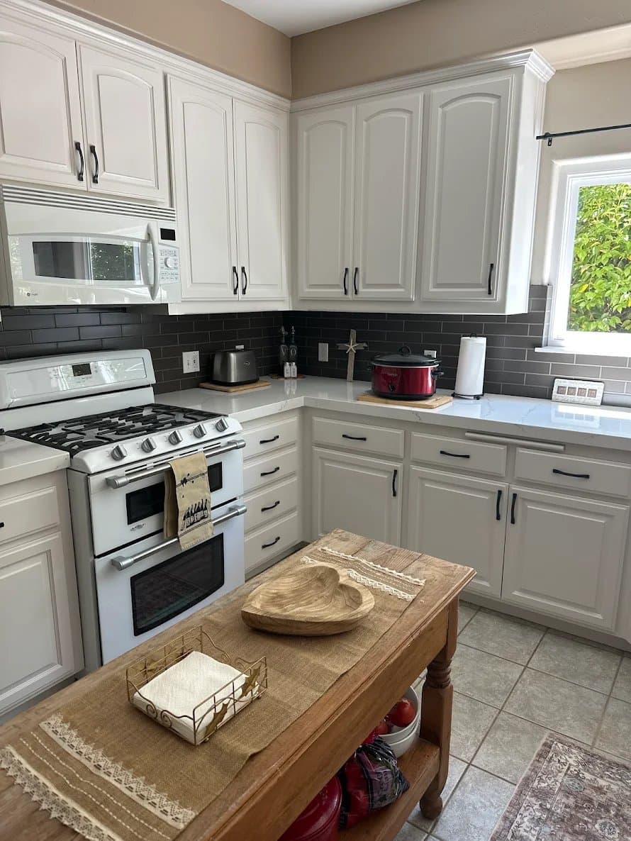 Precision & Quality Painting Inc gallery image 4