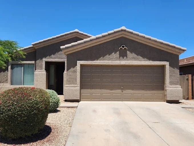 Extra Mile Painting Company gallery image 1