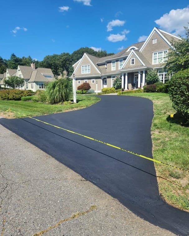 Right Track Painting & Sealcoating gallery image