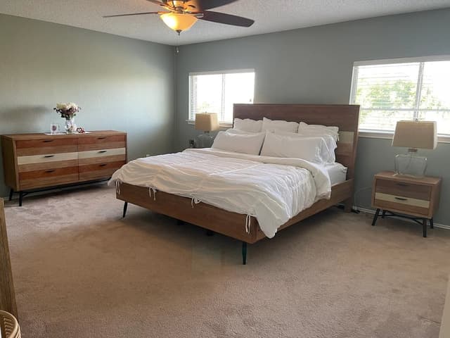 White Chooz Painters logo with blue background placeholder for paintig company logos