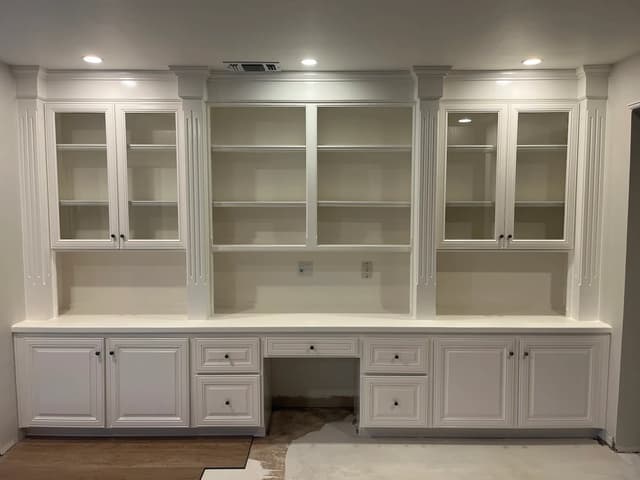 White Chooz Painters logo with blue background placeholder for paintig company logos