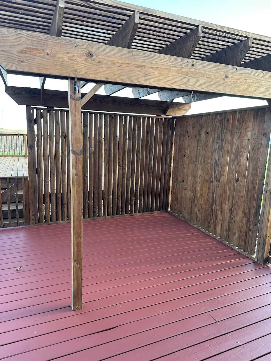 Decks to Halls gallery image 1