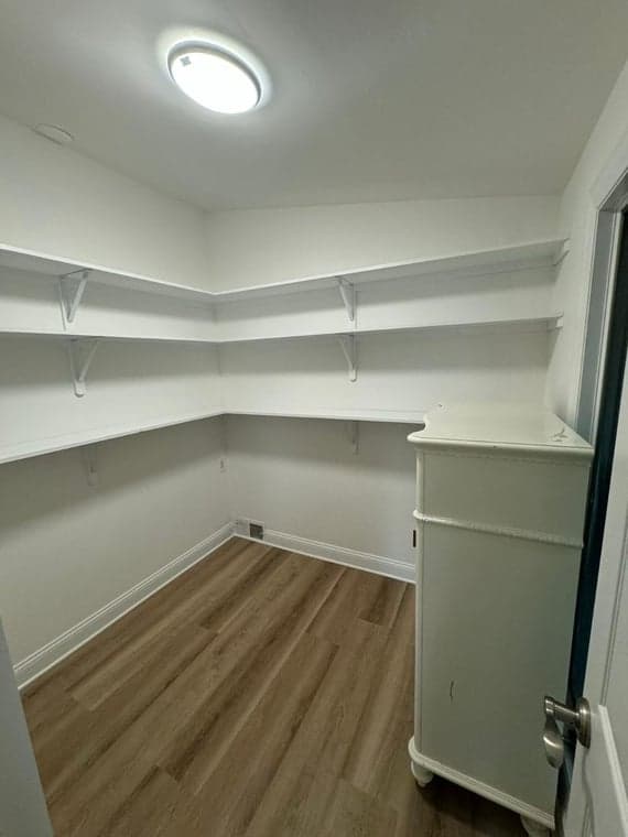 Jaime's Renovation LLC Professional Painting gallery image 3