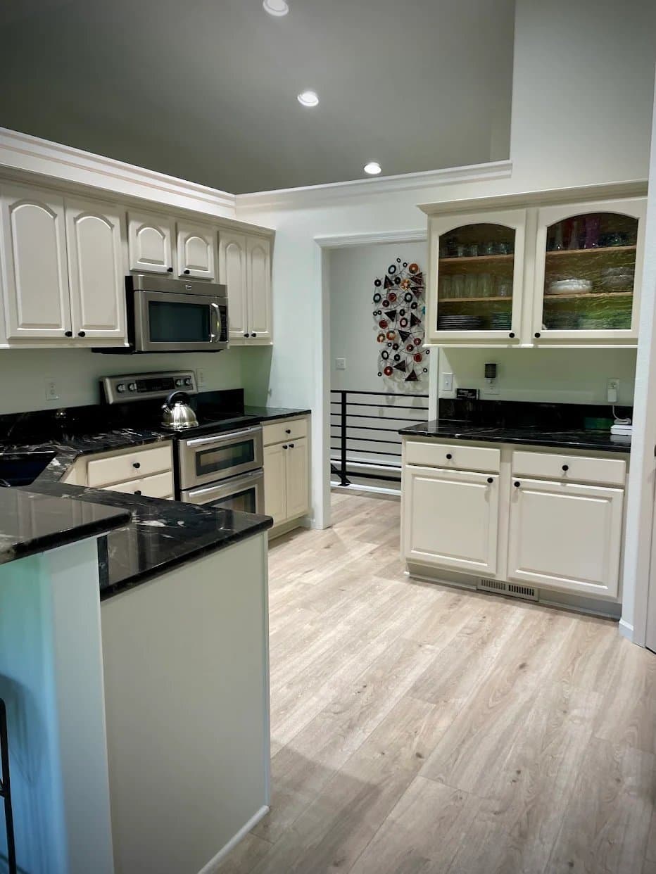 Five Star Painting of Cedar Rapids gallery image 2