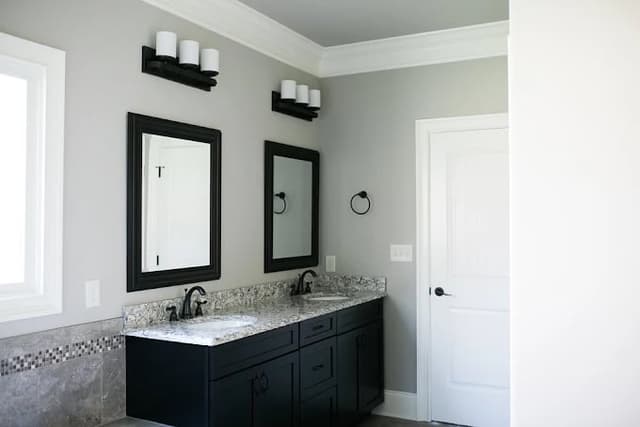 White Chooz Painters logo with blue background placeholder for paintig company logos