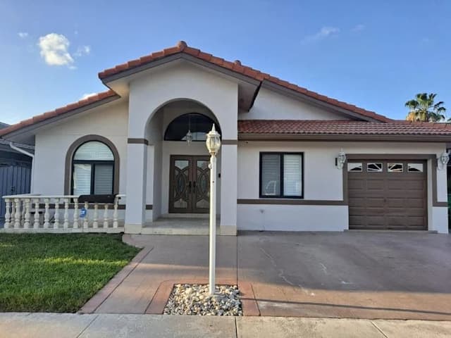 White Chooz Painters logo with blue background placeholder for paintig company logos