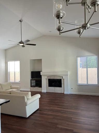 Jr's Painting gallery image 4