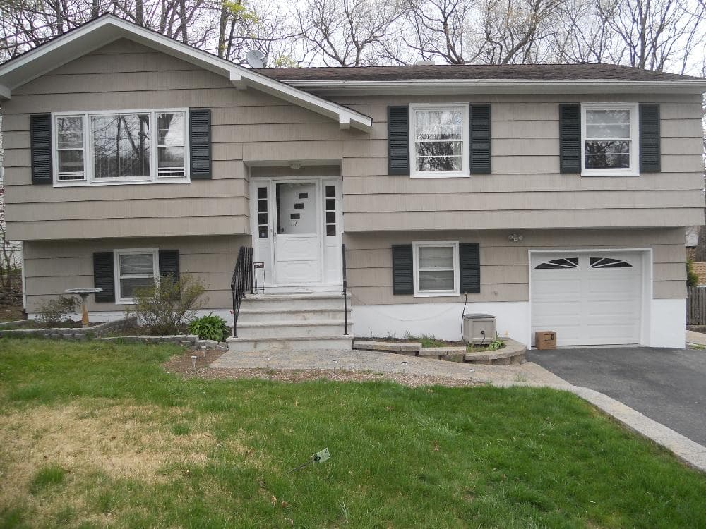 Elkins Painting and Wallpapering gallery image 1